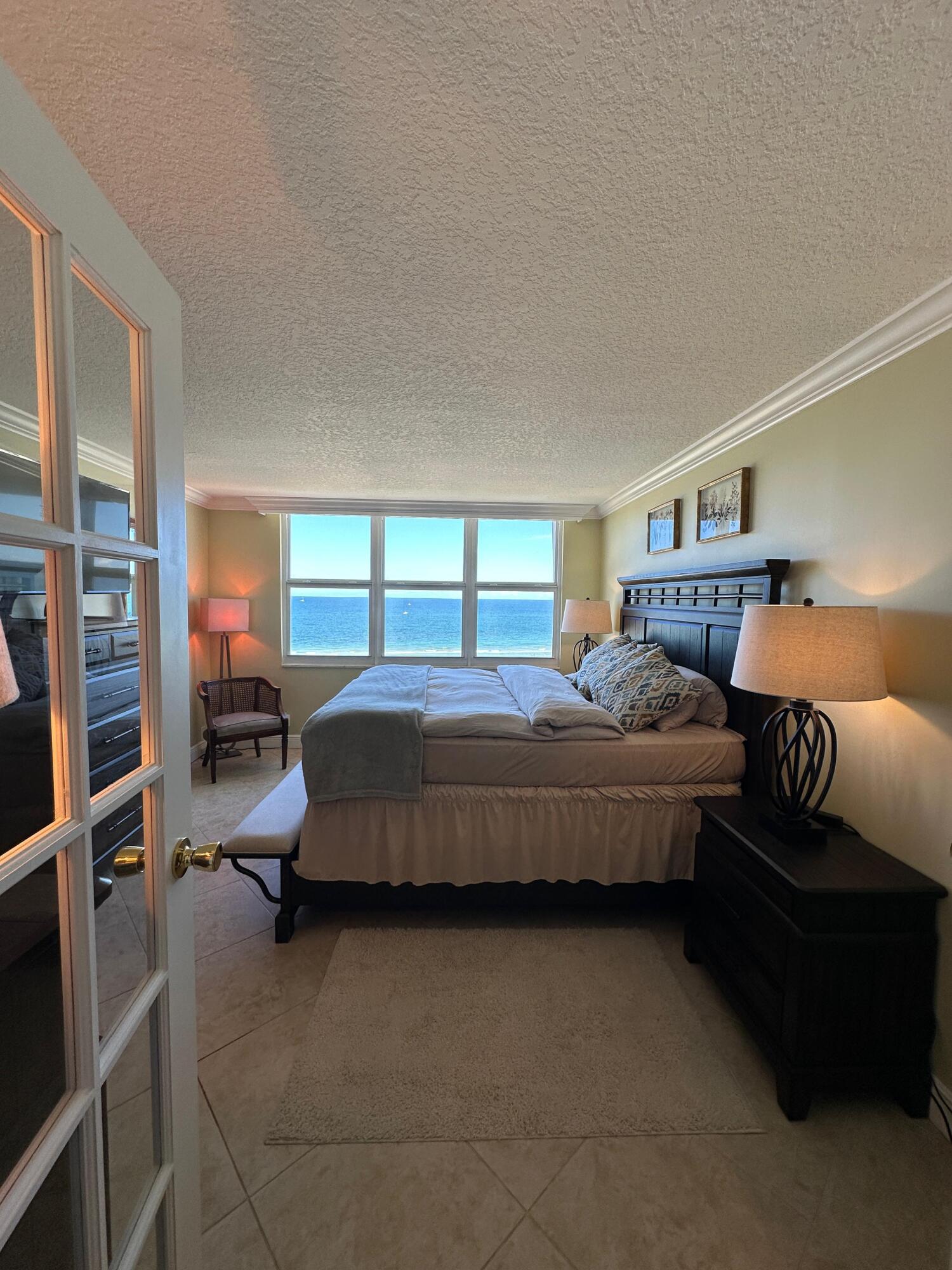 BERMUDA HOUSE CONDOMINIUM - Residential