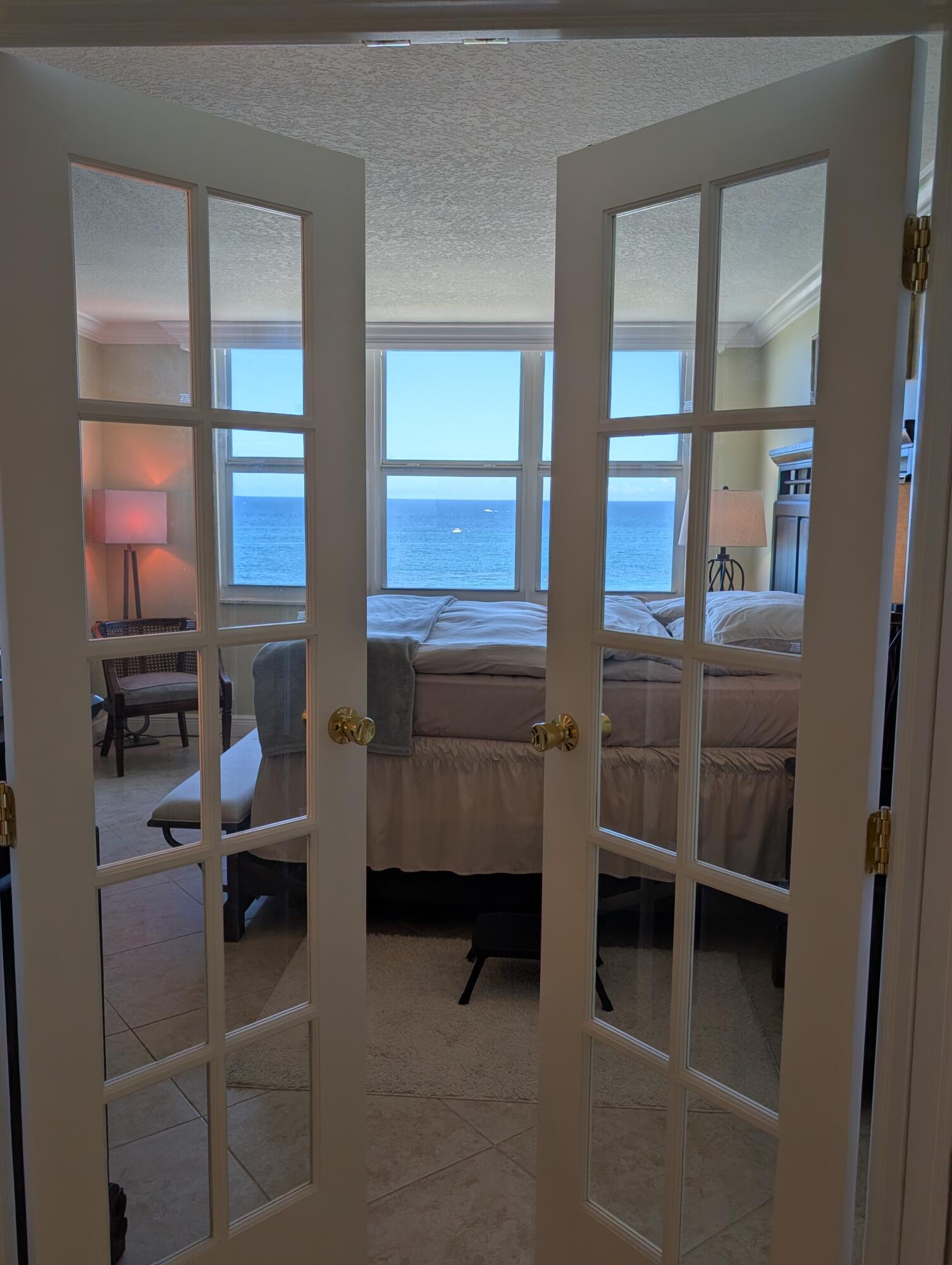 BERMUDA HOUSE CONDOMINIUM - Residential