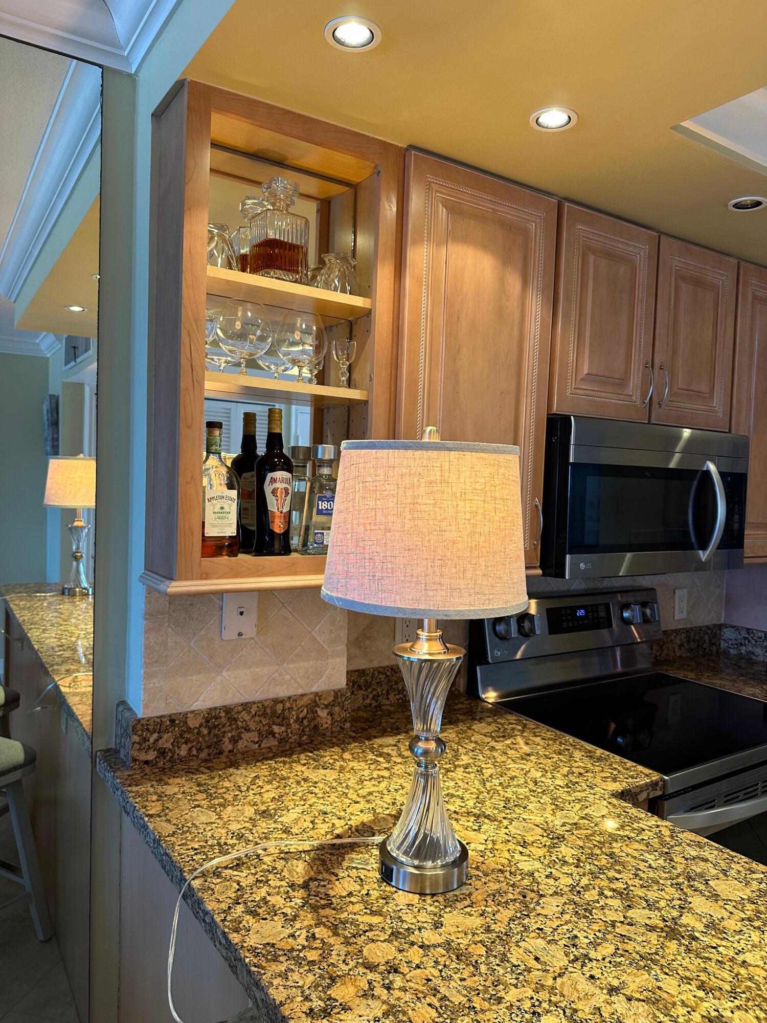 BERMUDA HOUSE CONDOMINIUM - Residential