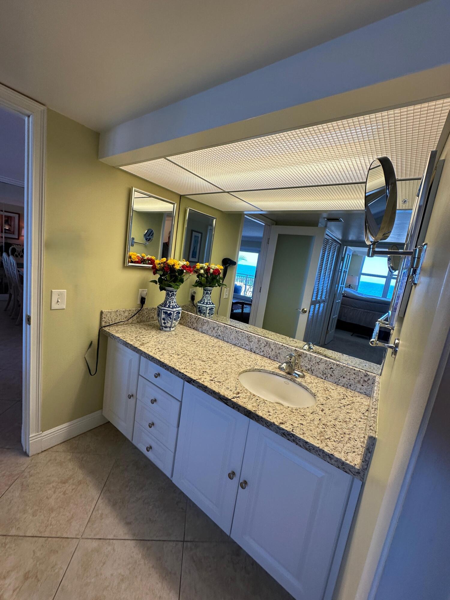 BERMUDA HOUSE CONDOMINIUM - Residential