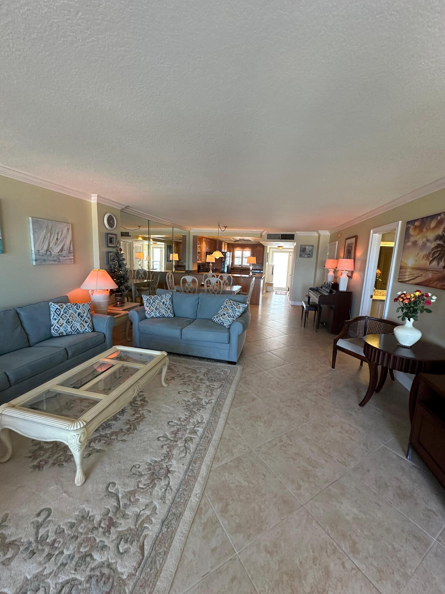 BERMUDA HOUSE CONDOMINIUM - Residential