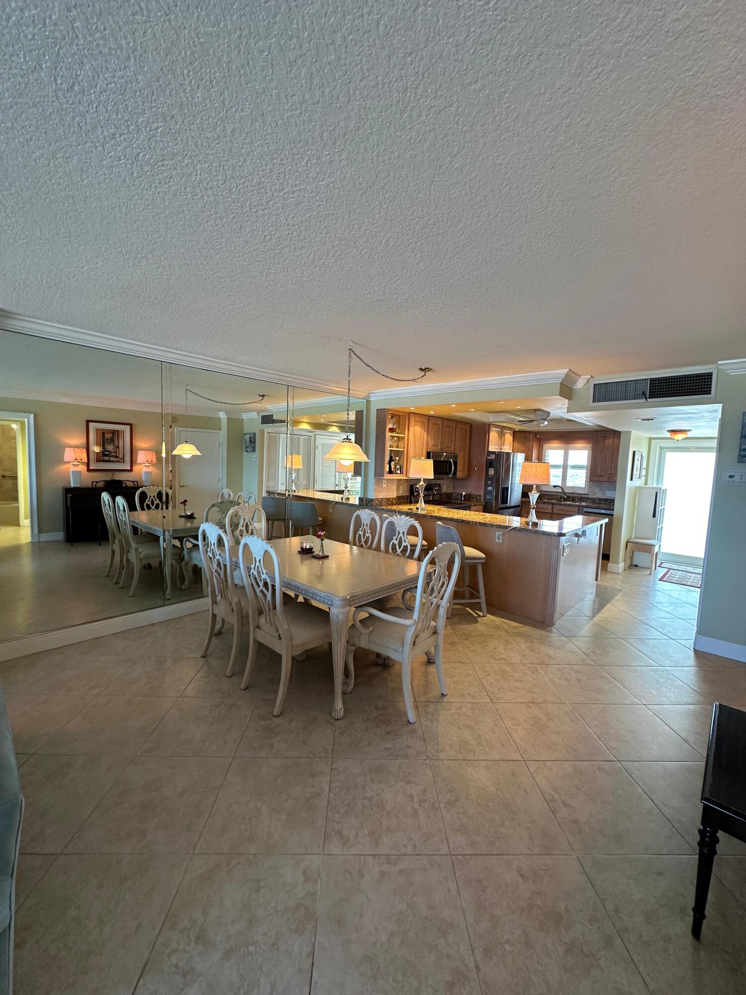 BERMUDA HOUSE CONDOMINIUM - Residential