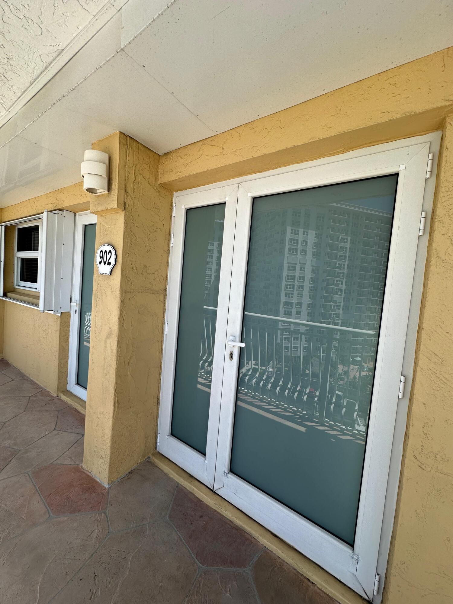 BERMUDA HOUSE CONDOMINIUM - Residential