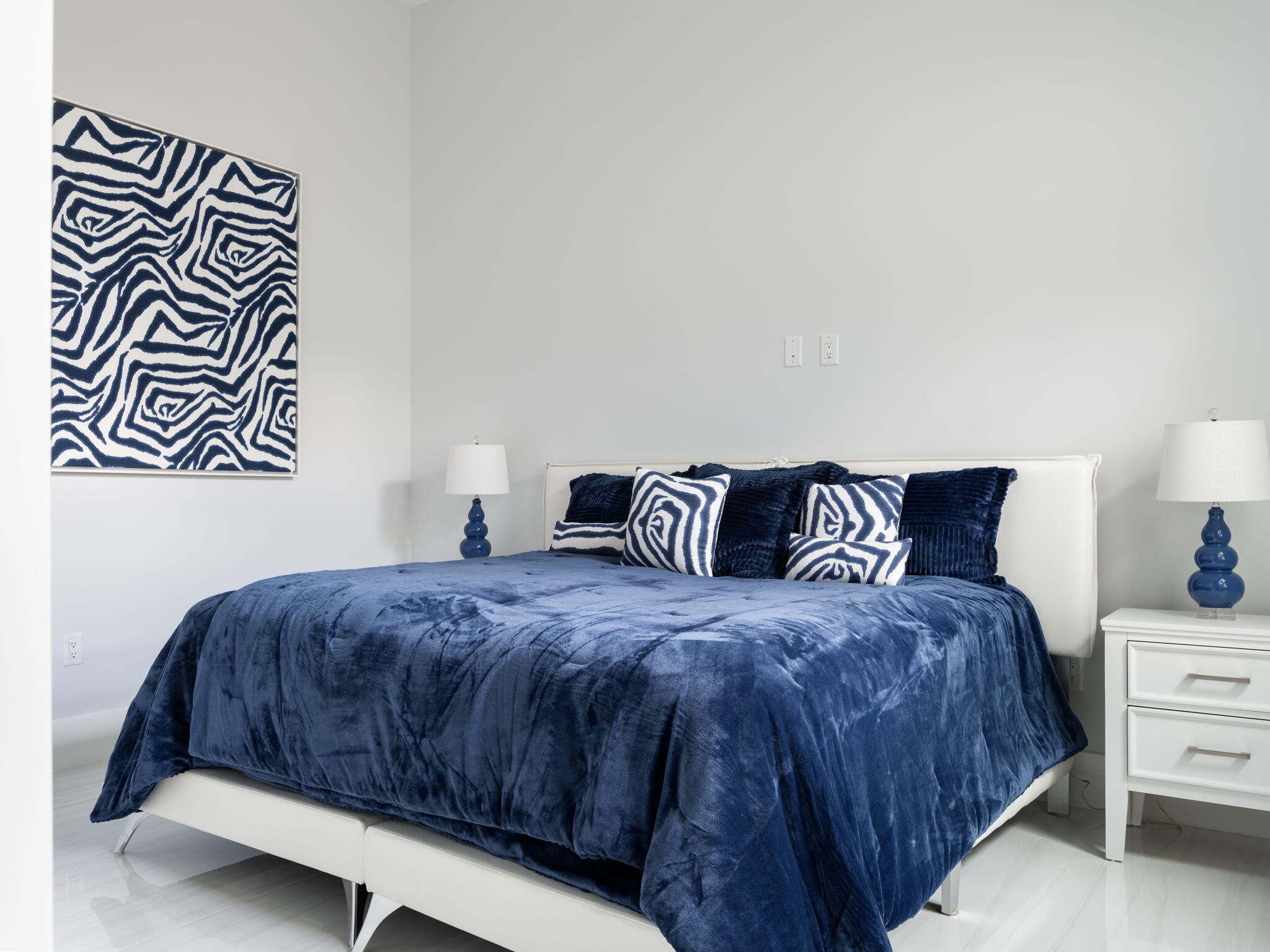 RIVERSIDE PARK - Residential