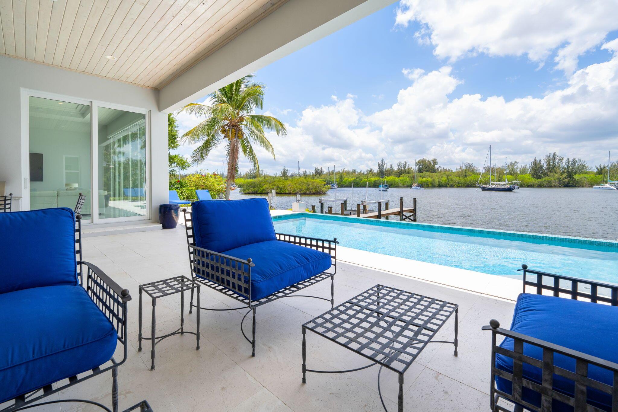 RIVERSIDE PARK - Residential