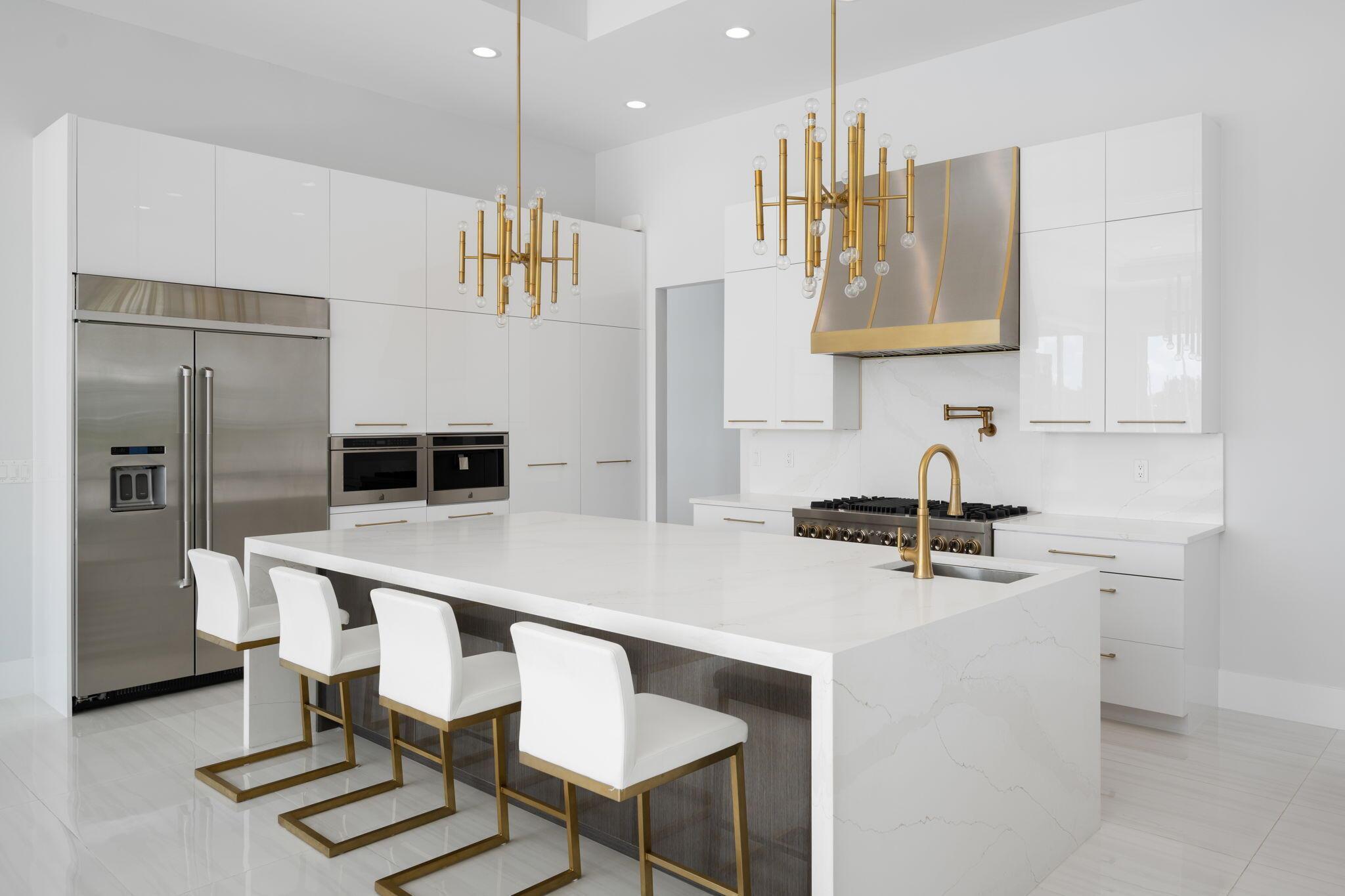 RIVERSIDE PARK - Residential
