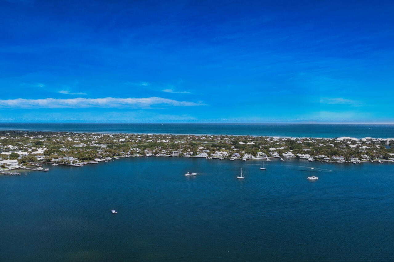 3 WATER CLUB Way 1201