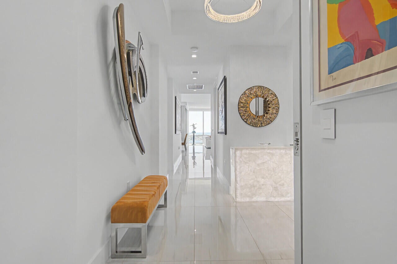 3 WATER CLUB Way 1201