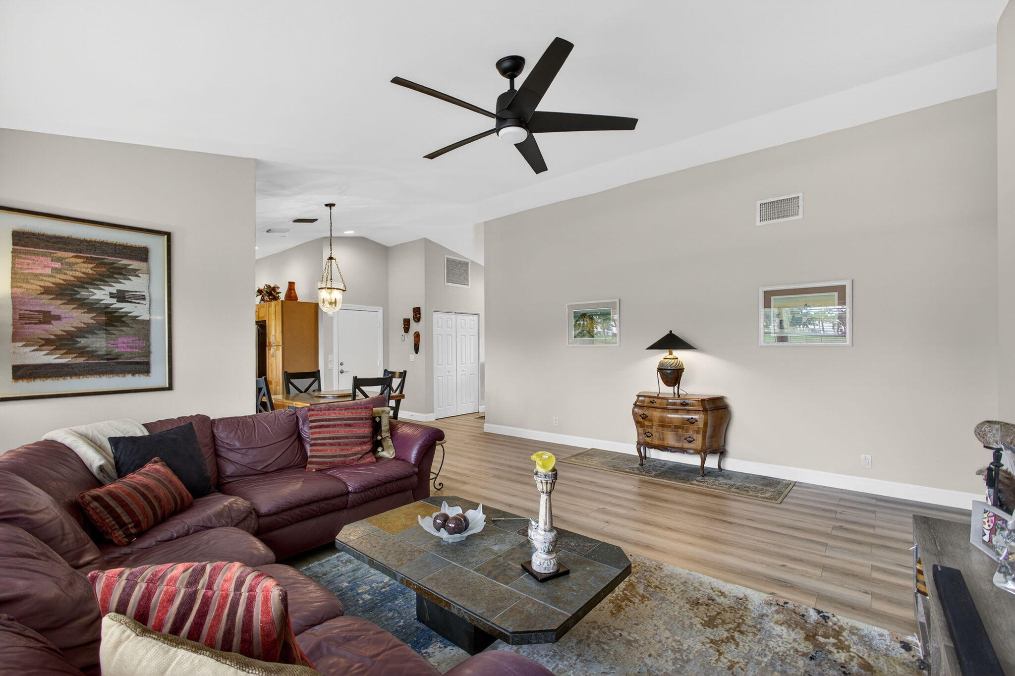 NORTH PASSAGE - Residential Lease