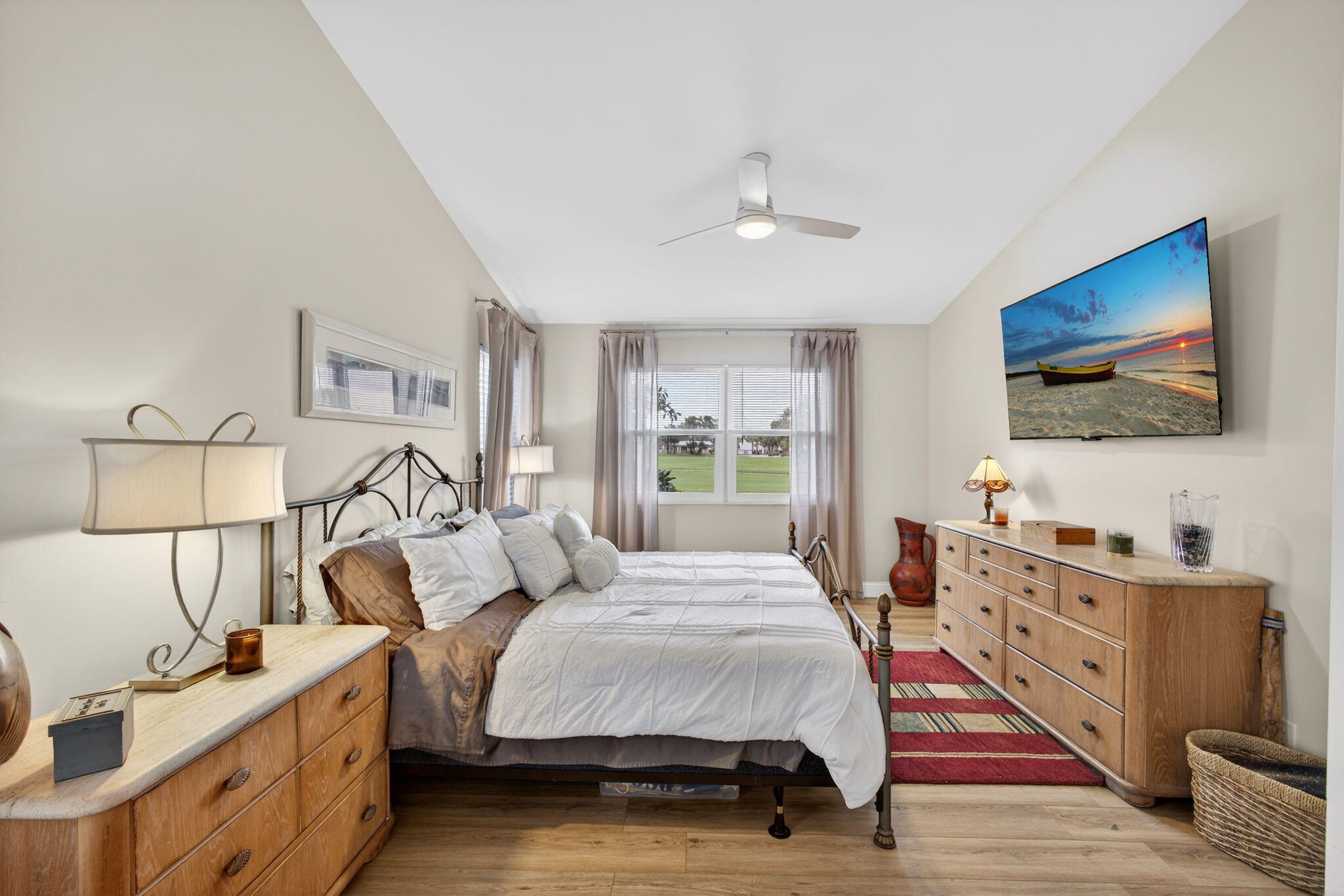 NORTH PASSAGE - Residential Lease