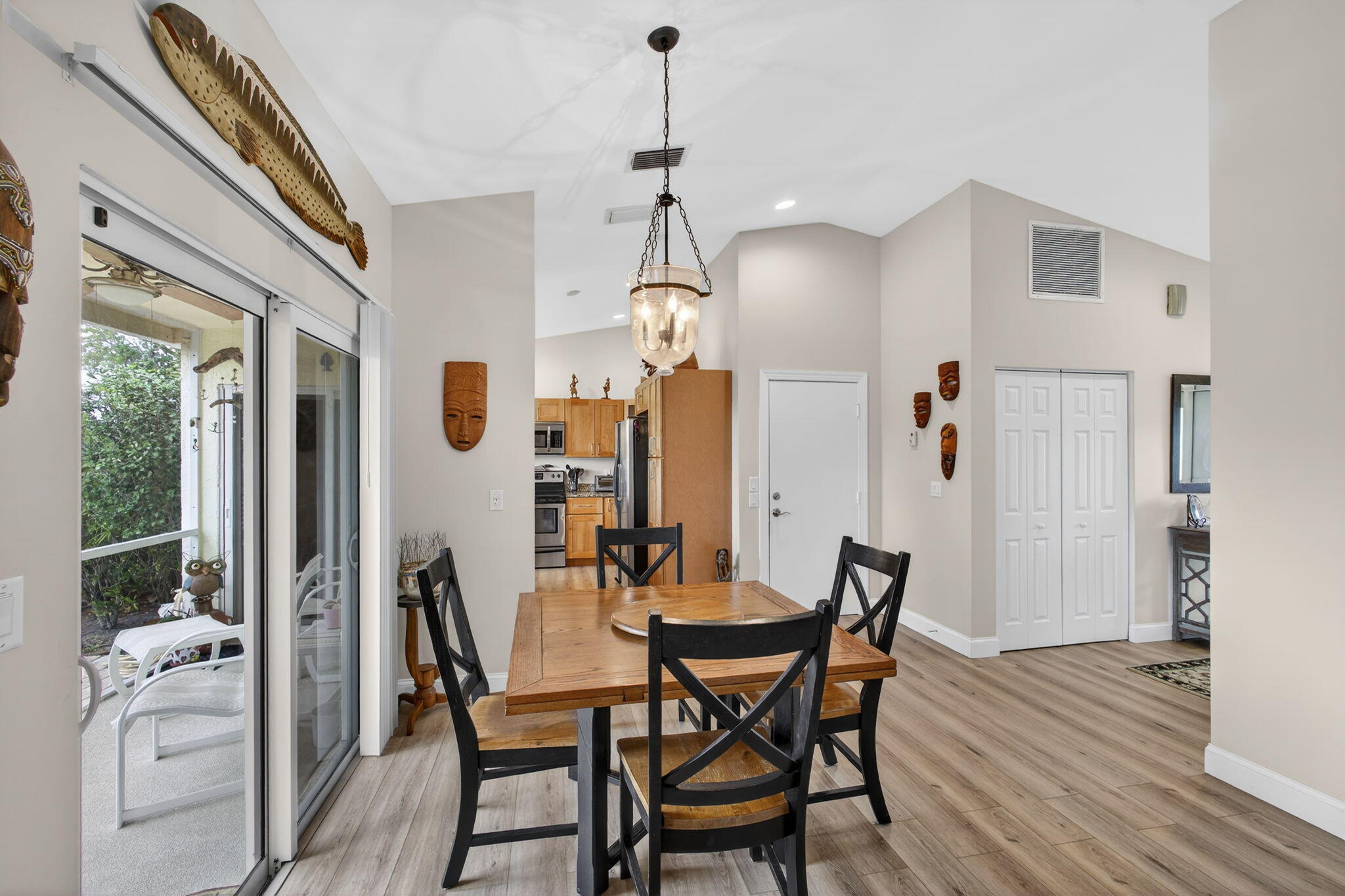 NORTH PASSAGE - Residential Lease