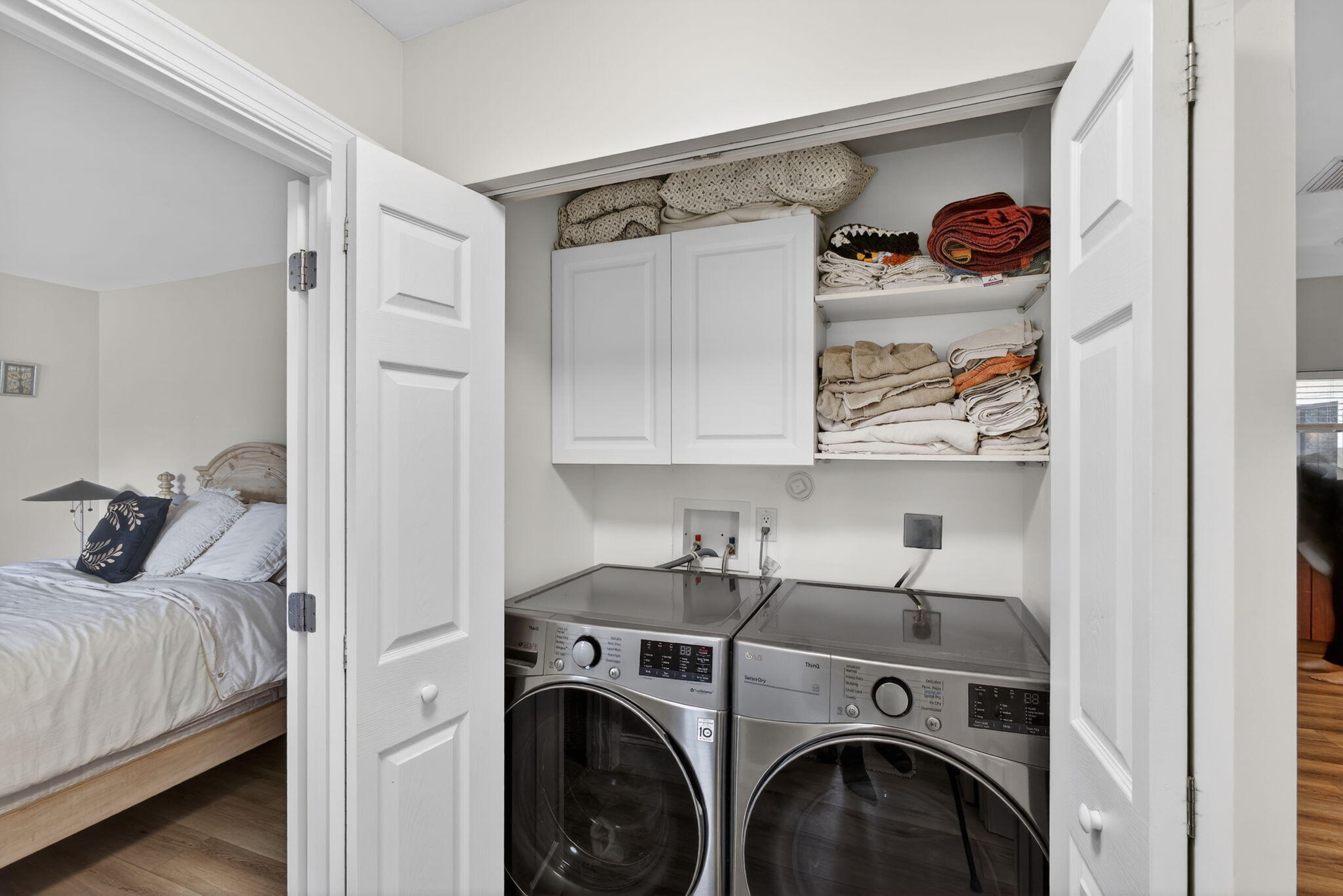 NORTH PASSAGE - Residential Lease