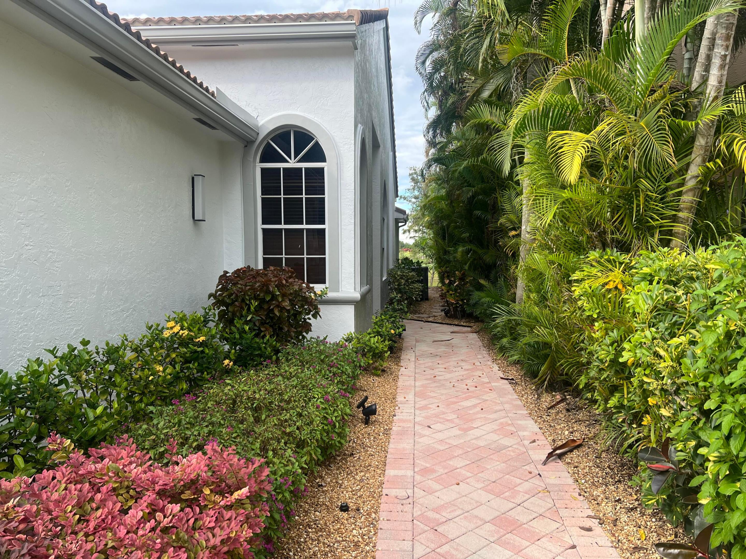 4638 CARLTON GOLF Drive