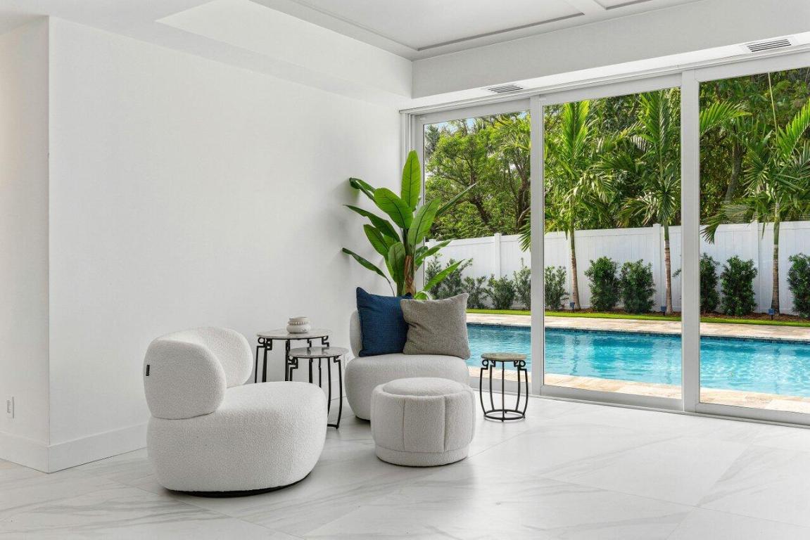 FOREST HILLS - Residential