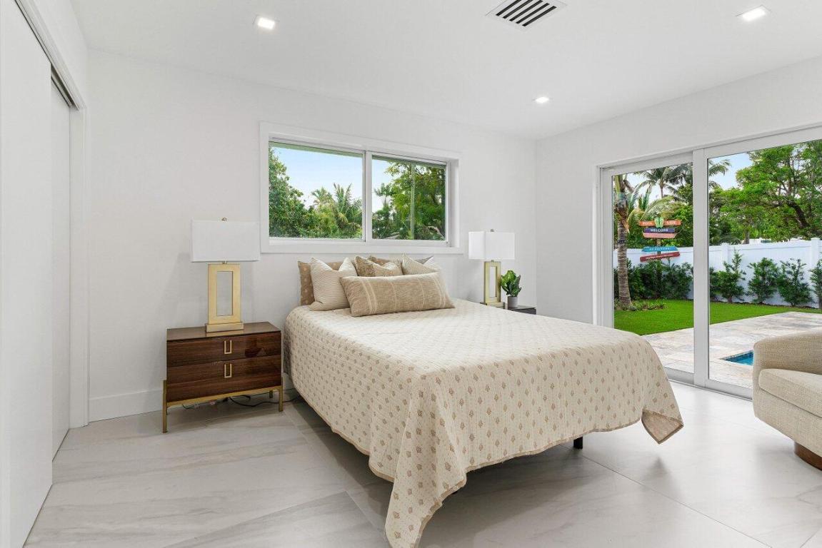 FOREST HILLS - Residential