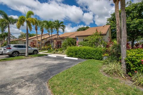 A home in Lake Worth