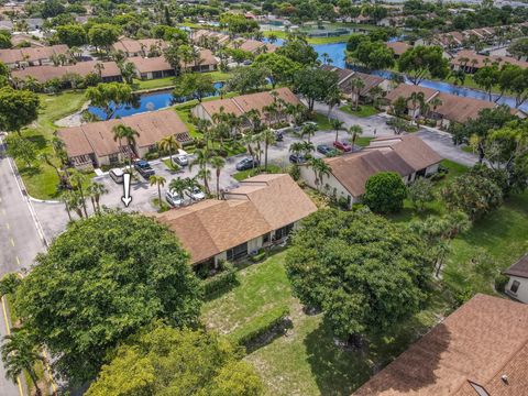 A home in Lake Worth