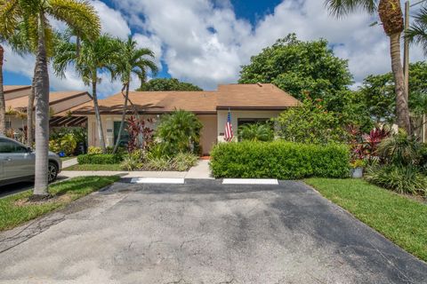 A home in Lake Worth