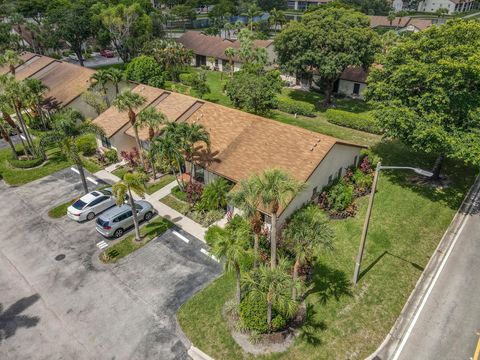 A home in Lake Worth