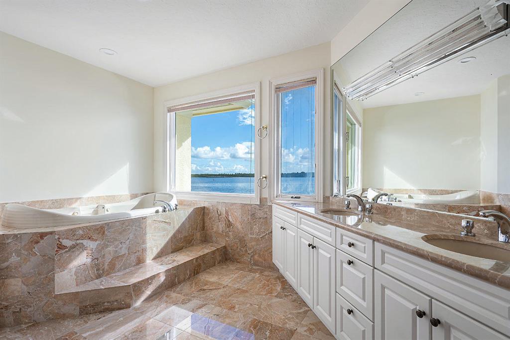 Mariners Key - Residential