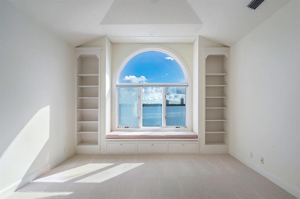 Mariners Key - Residential