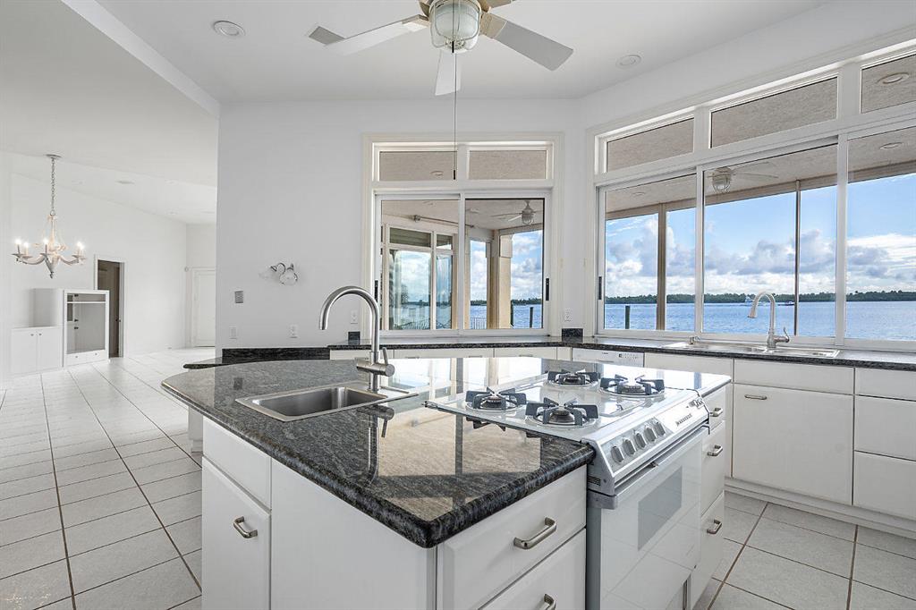 Mariners Key - Residential