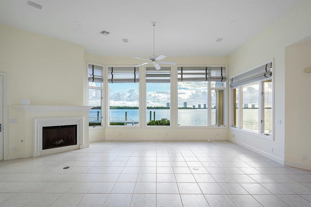 Mariners Key - Residential