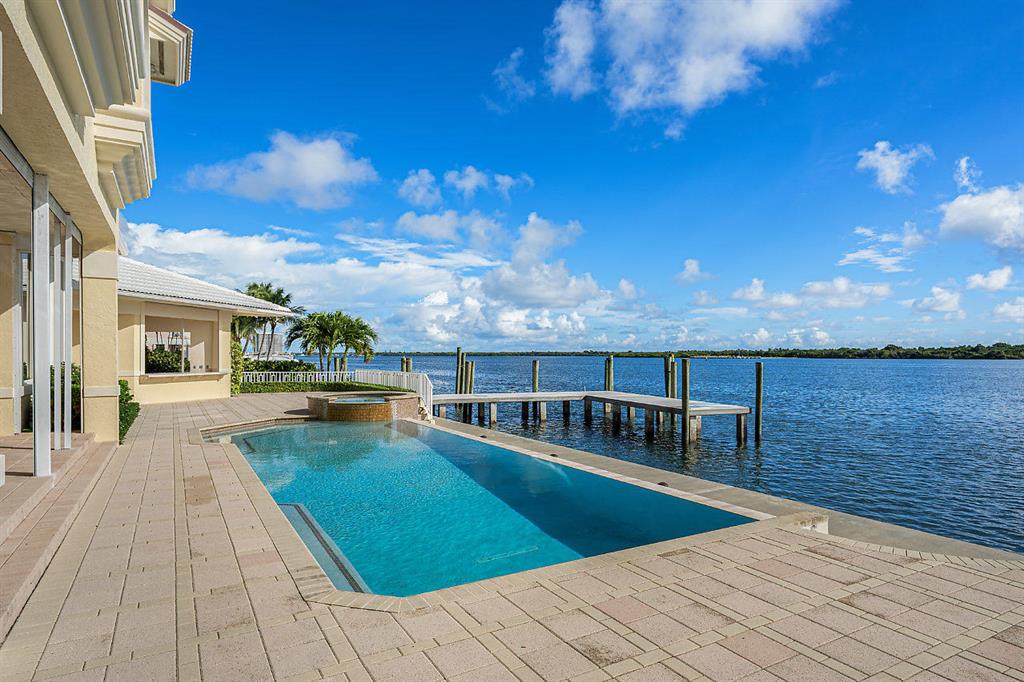 Mariners Key - Residential
