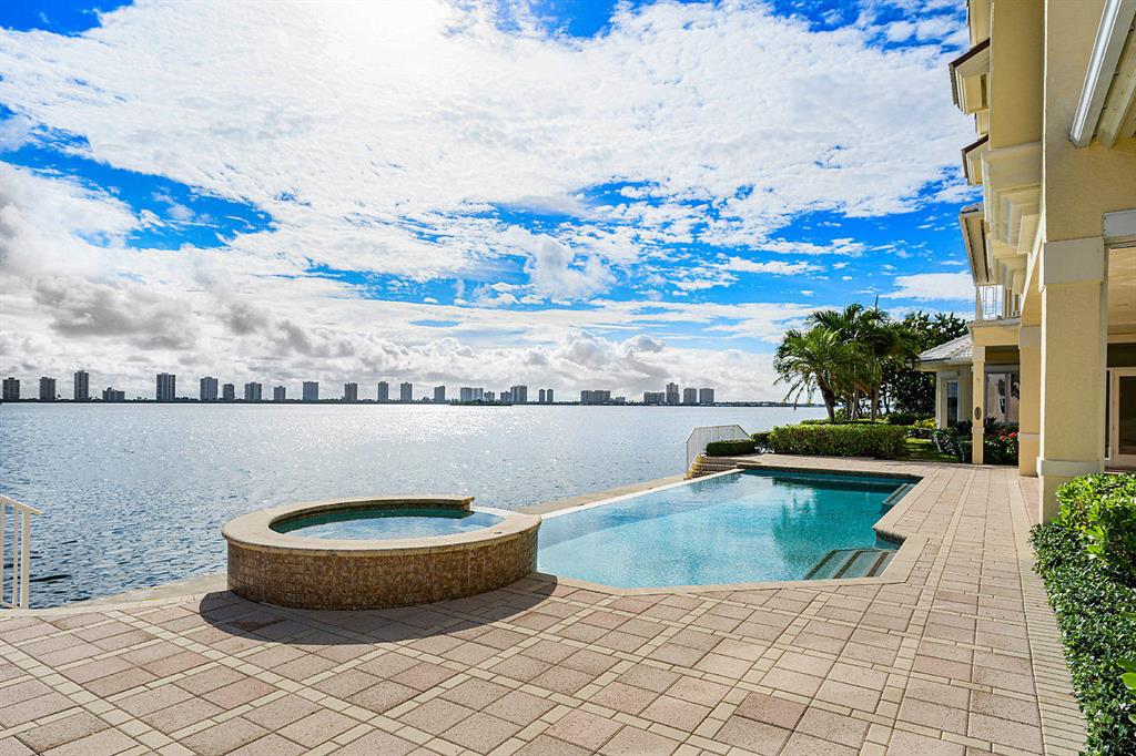 Mariners Key - Residential