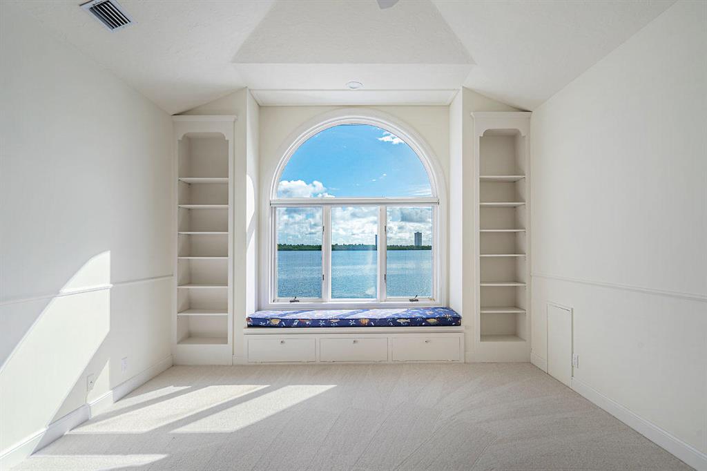 Mariners Key - Residential