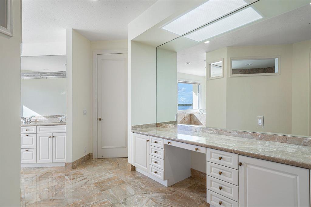 Mariners Key - Residential