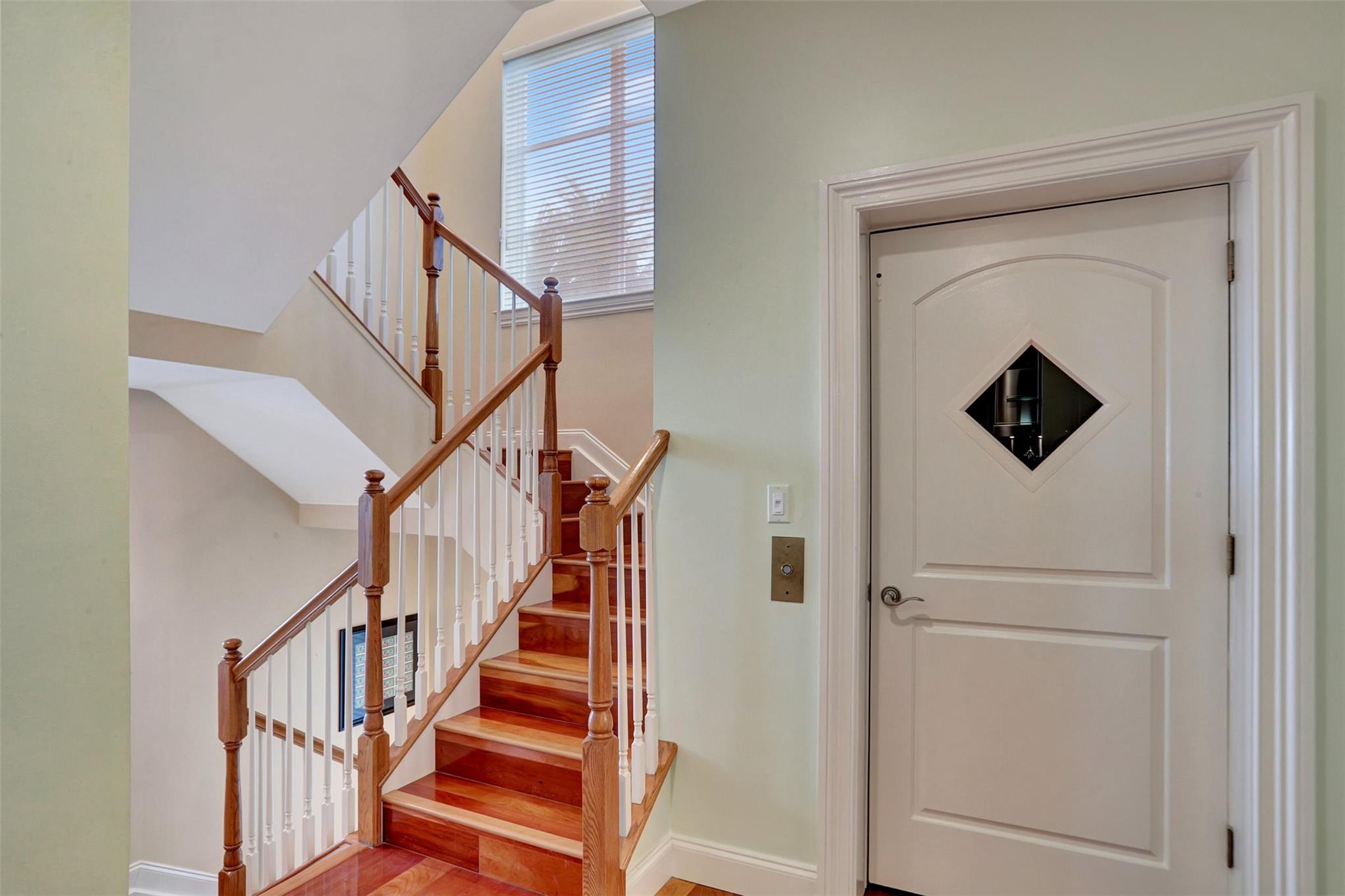 ORIANA AT LAUDERDALE - Residential