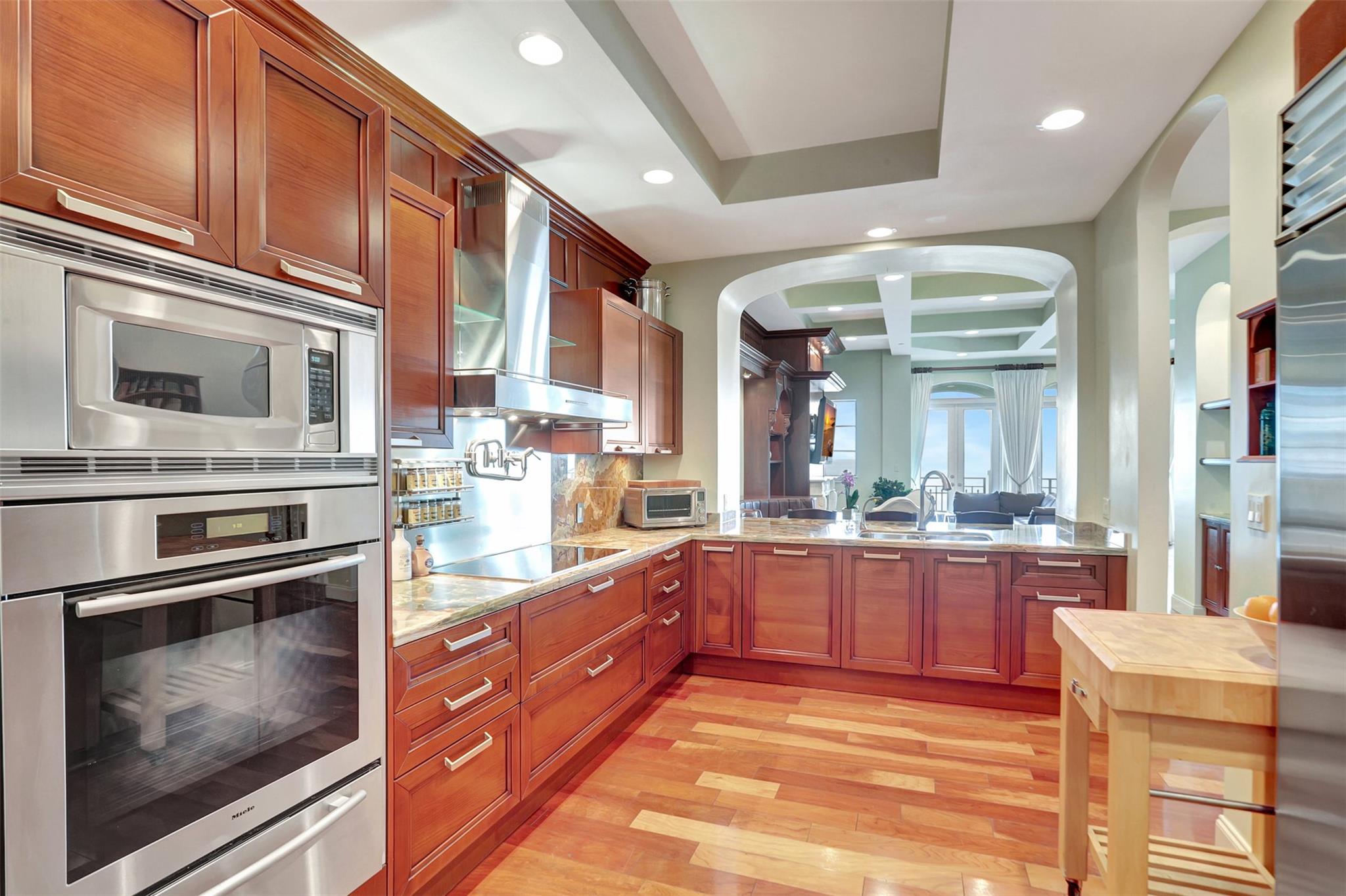 ORIANA AT LAUDERDALE - Residential