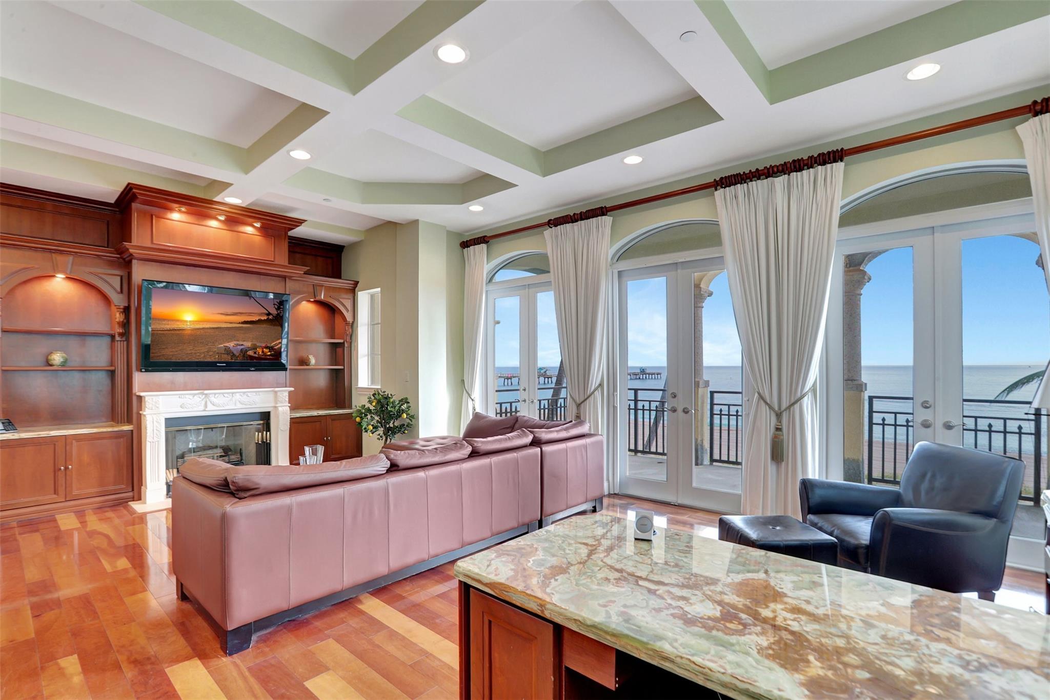 ORIANA AT LAUDERDALE - Residential