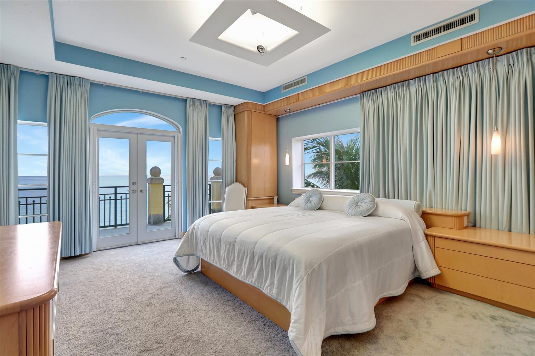 ORIANA AT LAUDERDALE - Residential