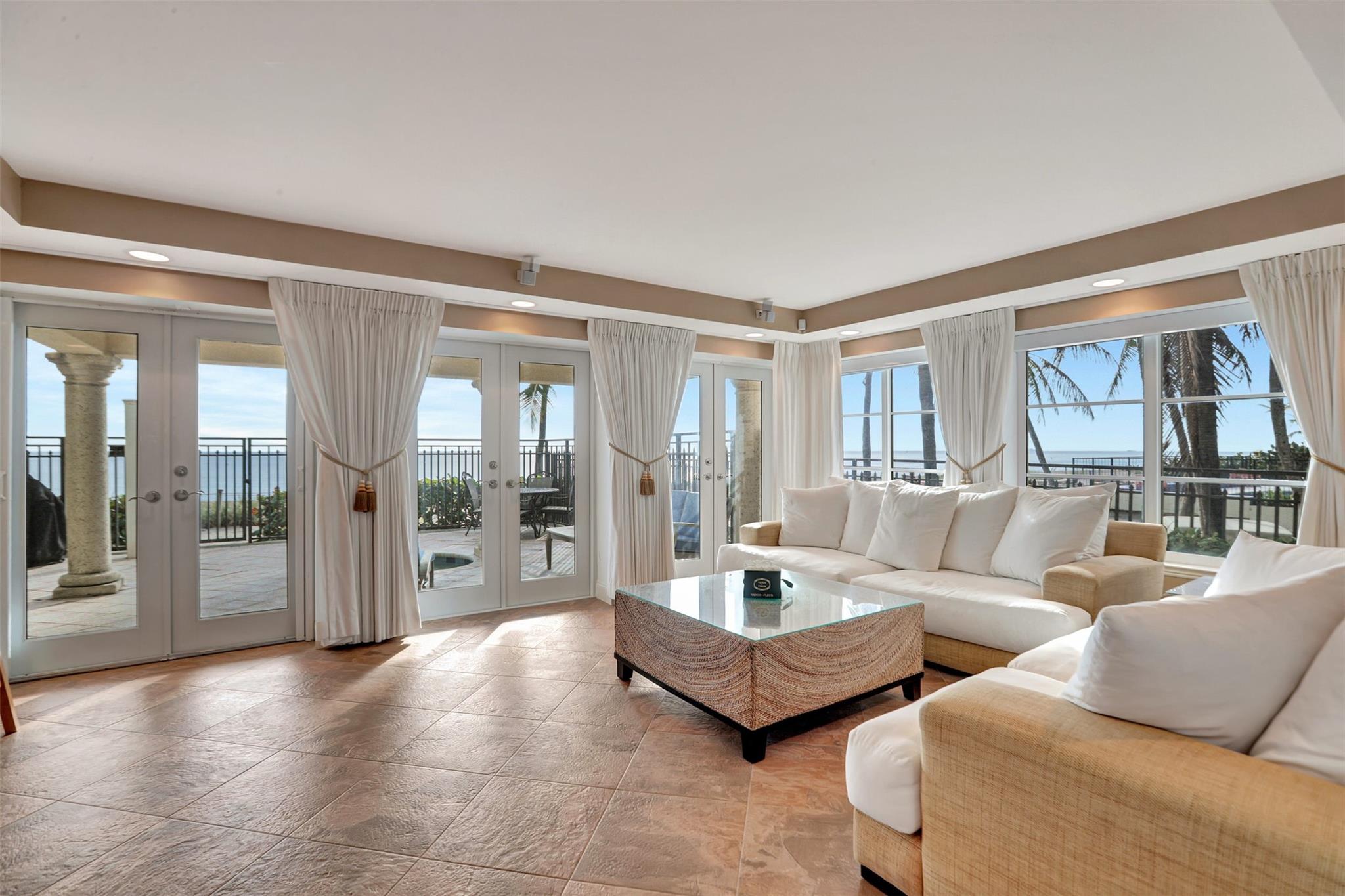 ORIANA AT LAUDERDALE - Residential