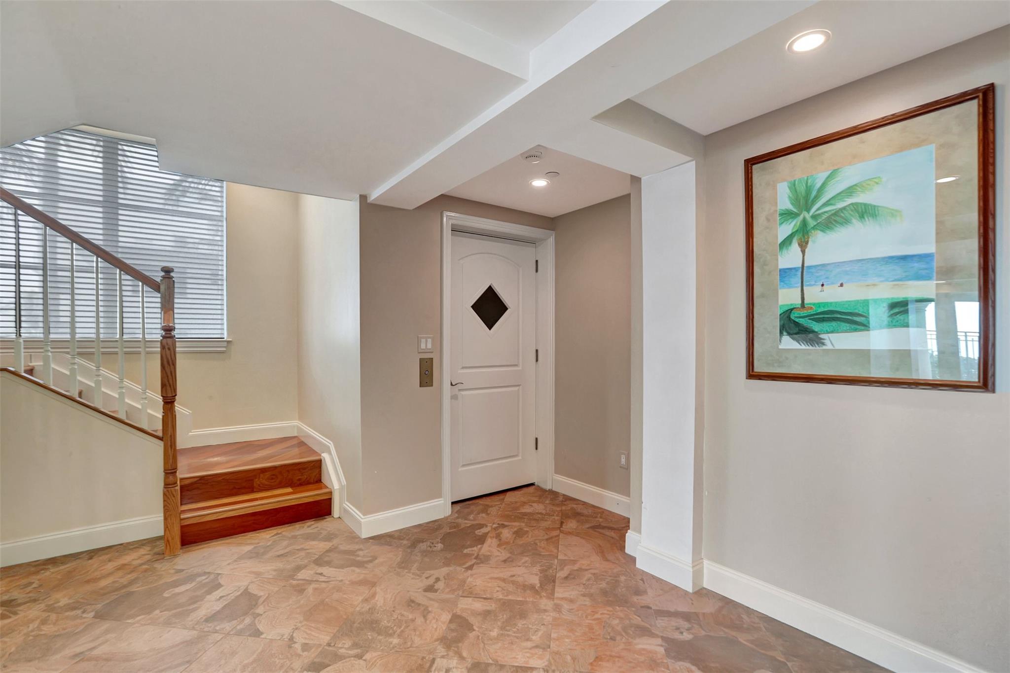 ORIANA AT LAUDERDALE - Residential