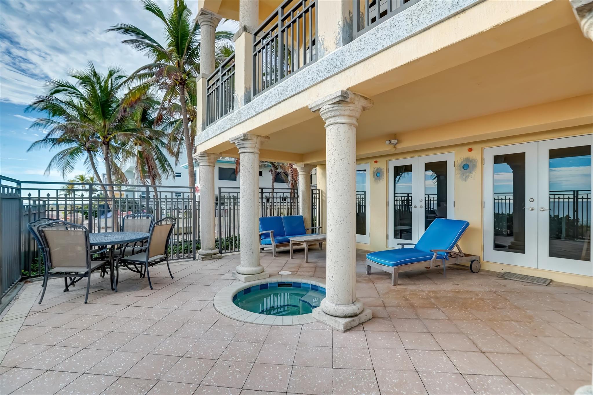 ORIANA AT LAUDERDALE - Residential