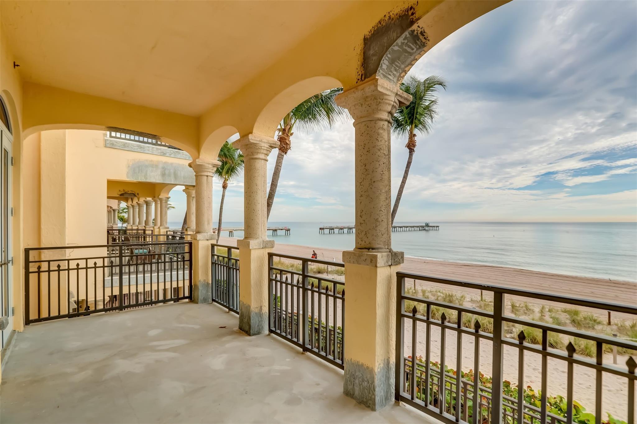 ORIANA AT LAUDERDALE - Residential