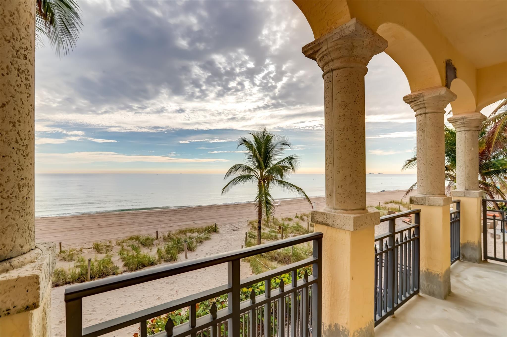 ORIANA AT LAUDERDALE - Residential