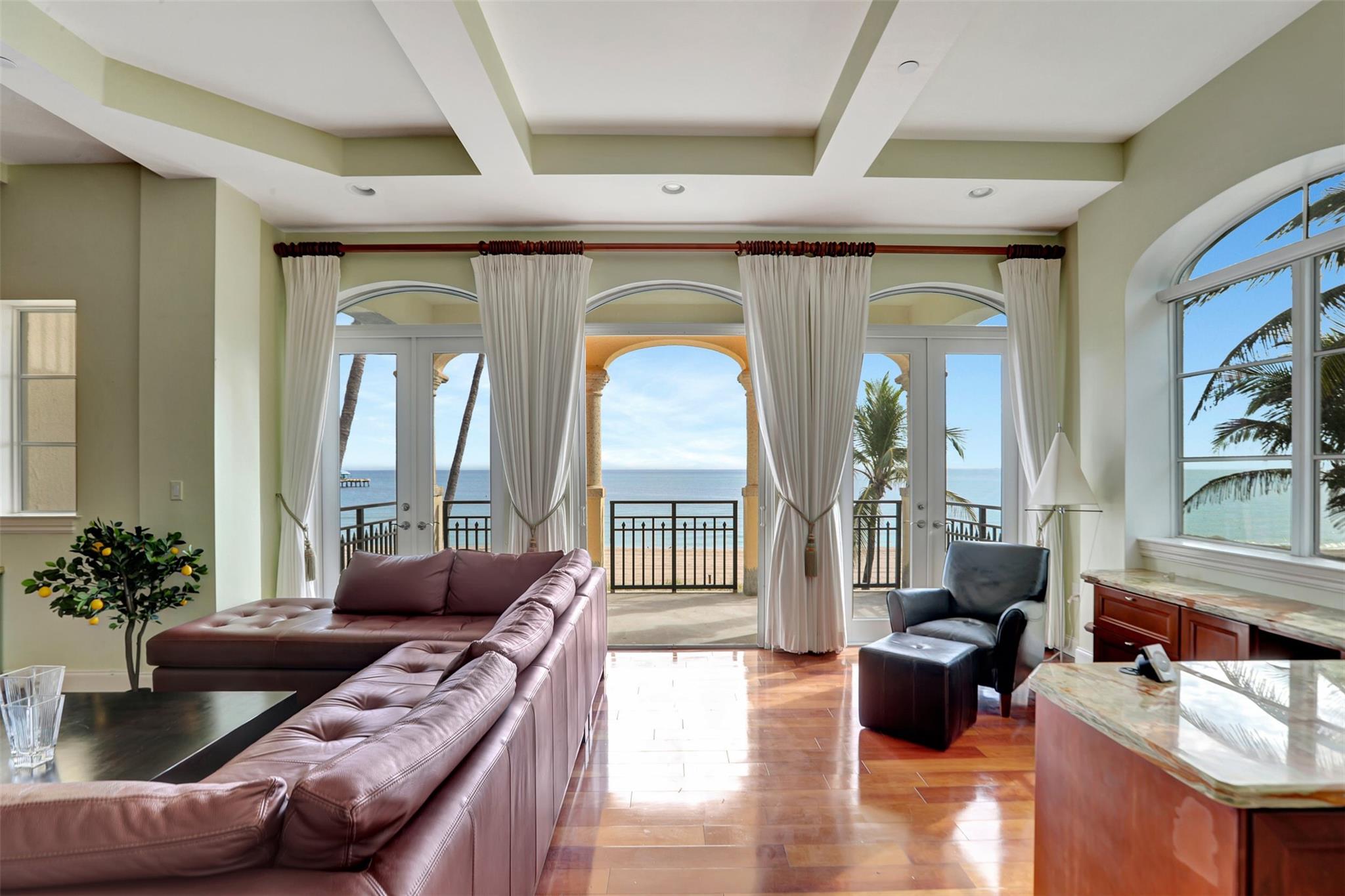 ORIANA AT LAUDERDALE - Residential