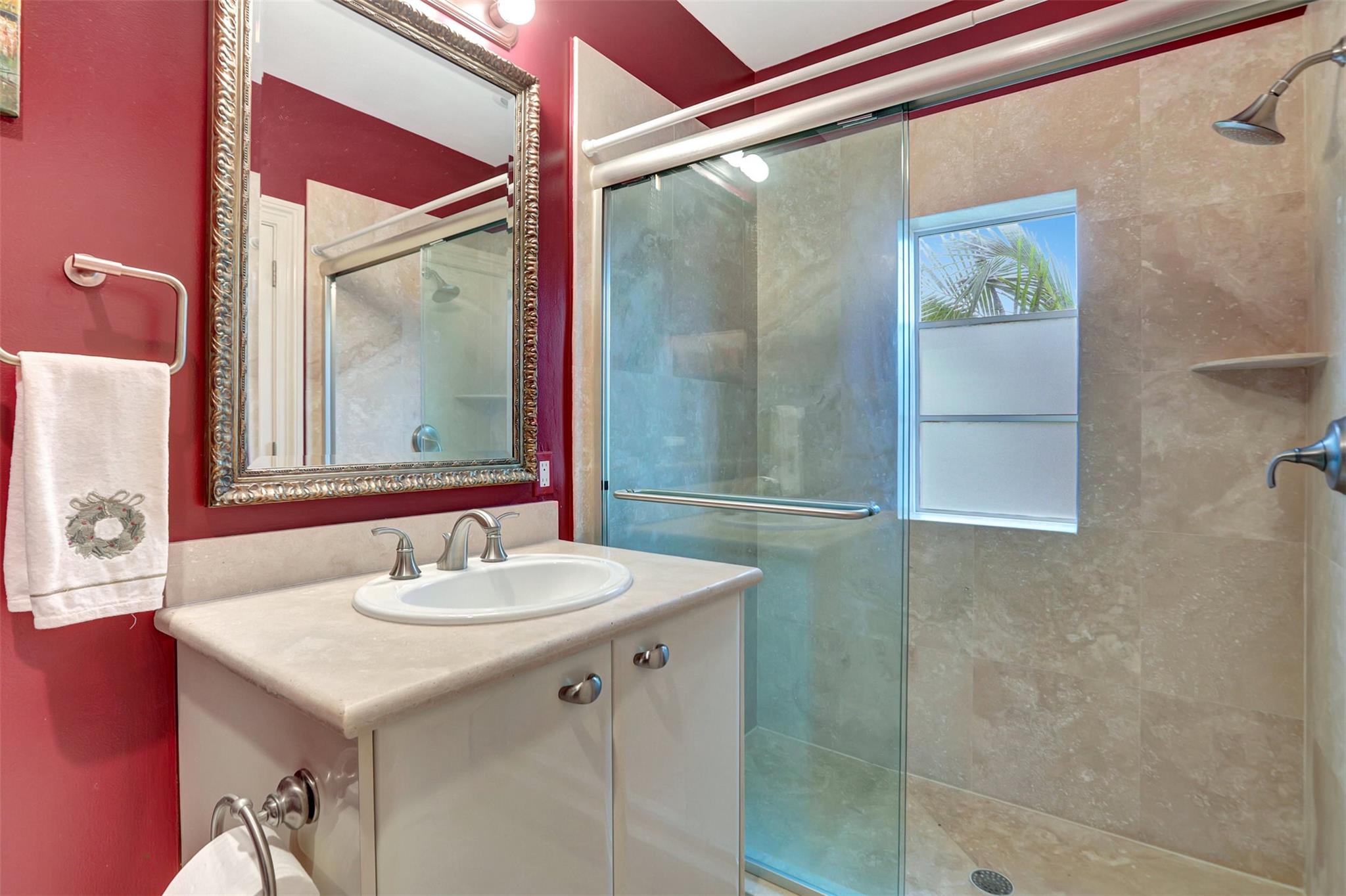 ORIANA AT LAUDERDALE - Residential