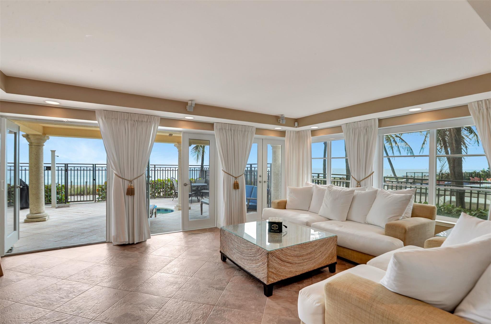 ORIANA AT LAUDERDALE - Residential