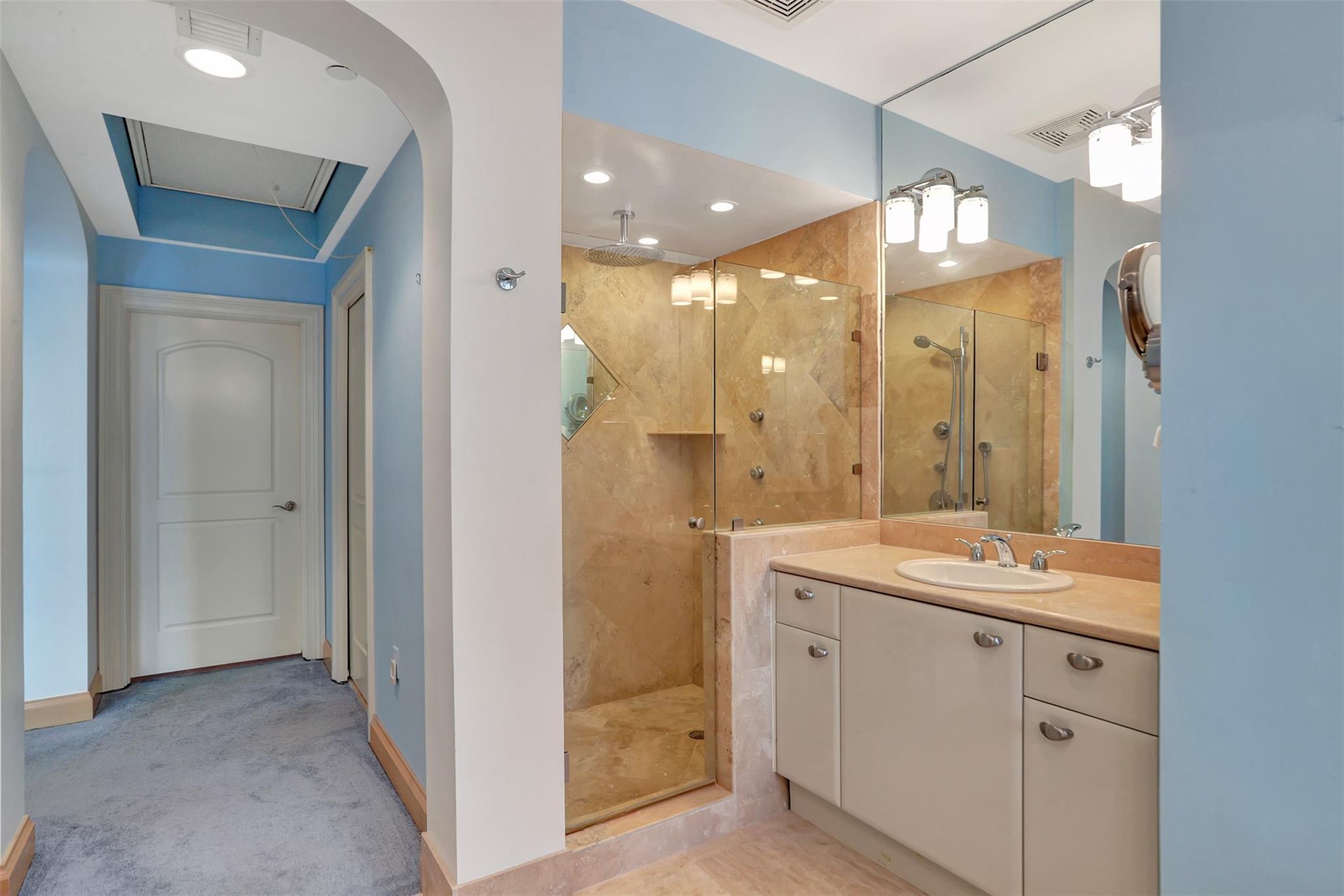 ORIANA AT LAUDERDALE - Residential