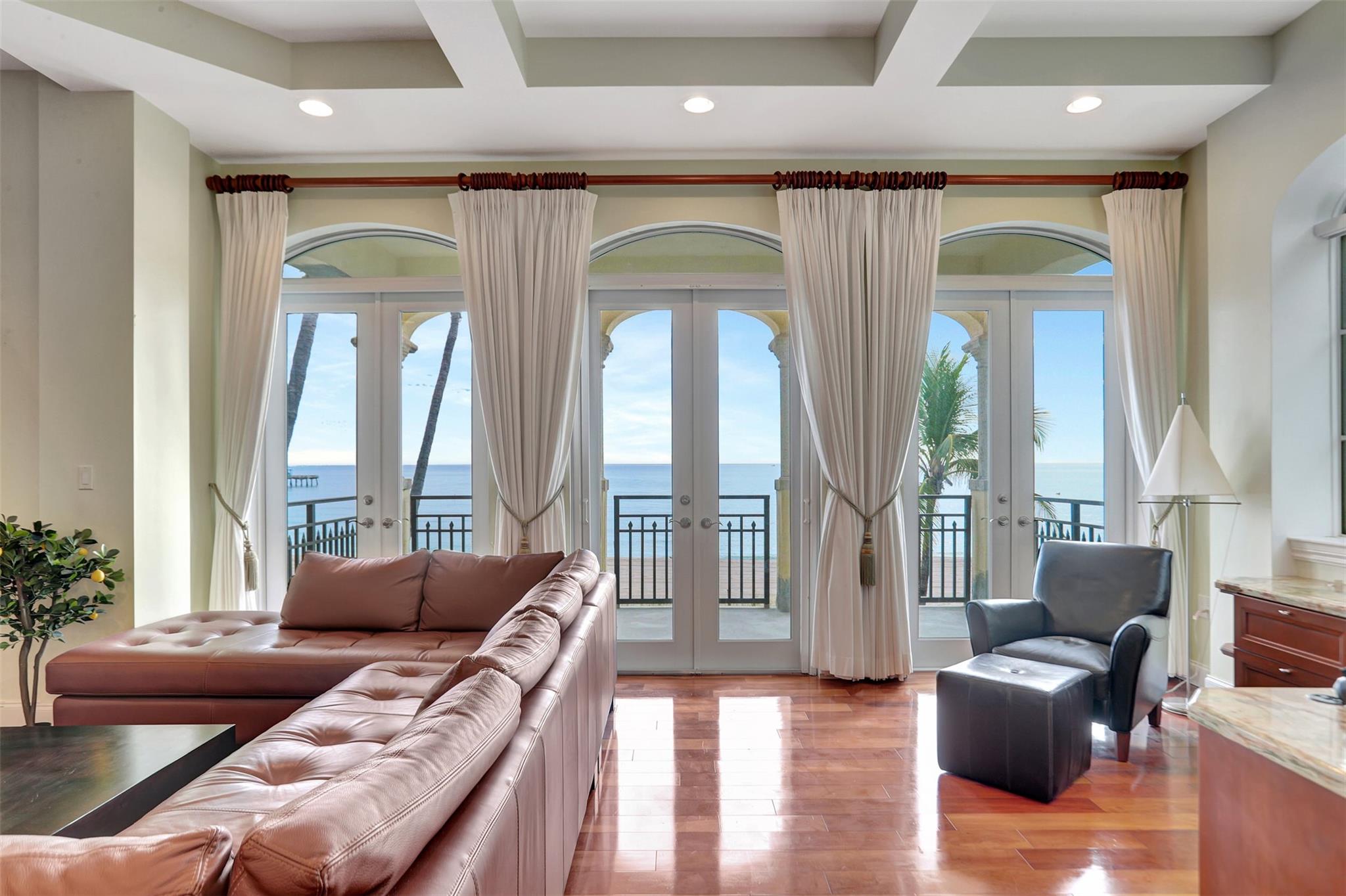 ORIANA AT LAUDERDALE - Residential