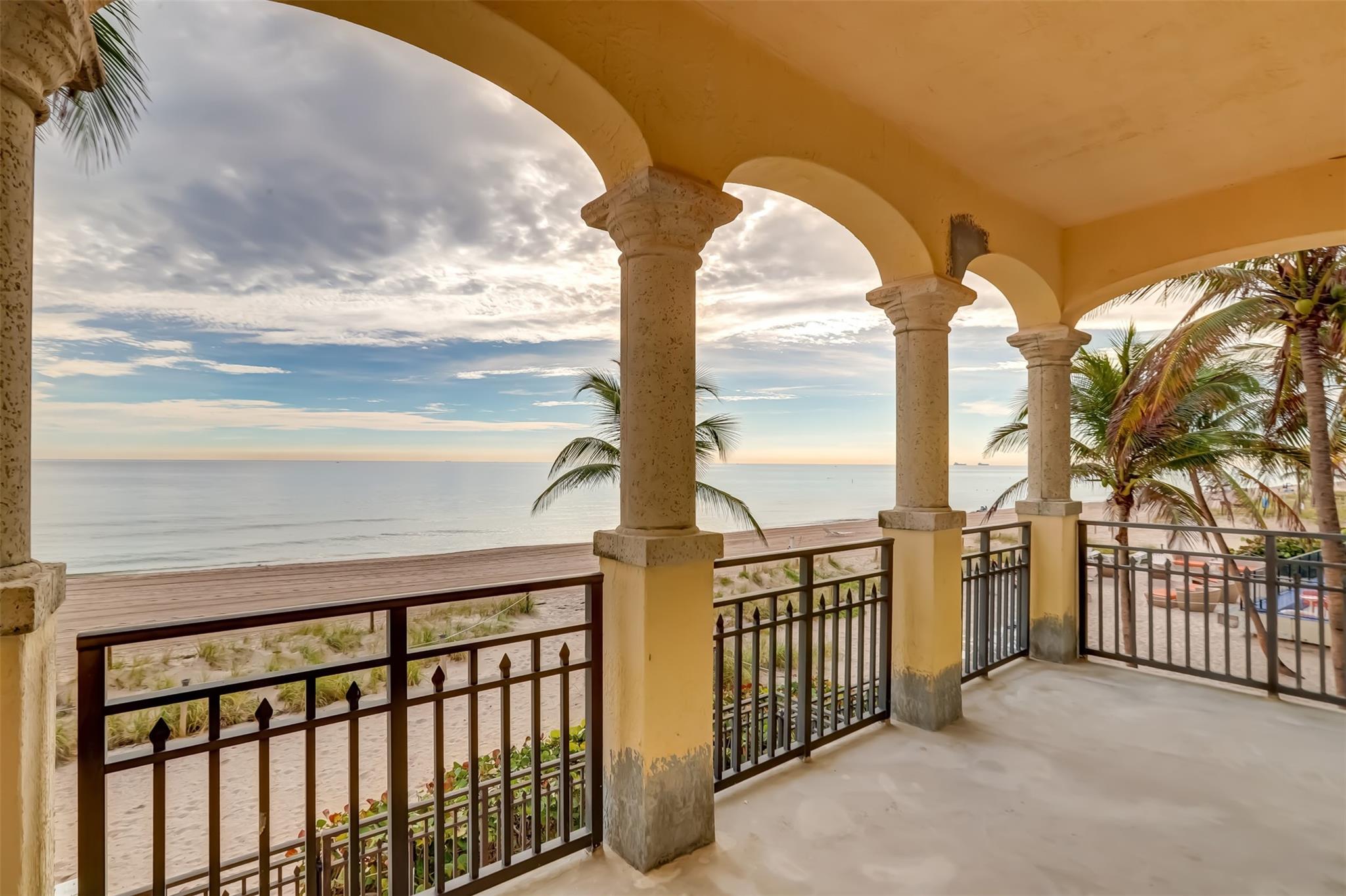 ORIANA AT LAUDERDALE - Residential