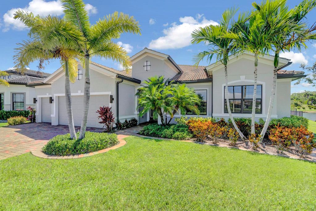 Photo of 348 Sonoma Isles Circle, Jupiter, FL 33478 (MLS # R11008141)