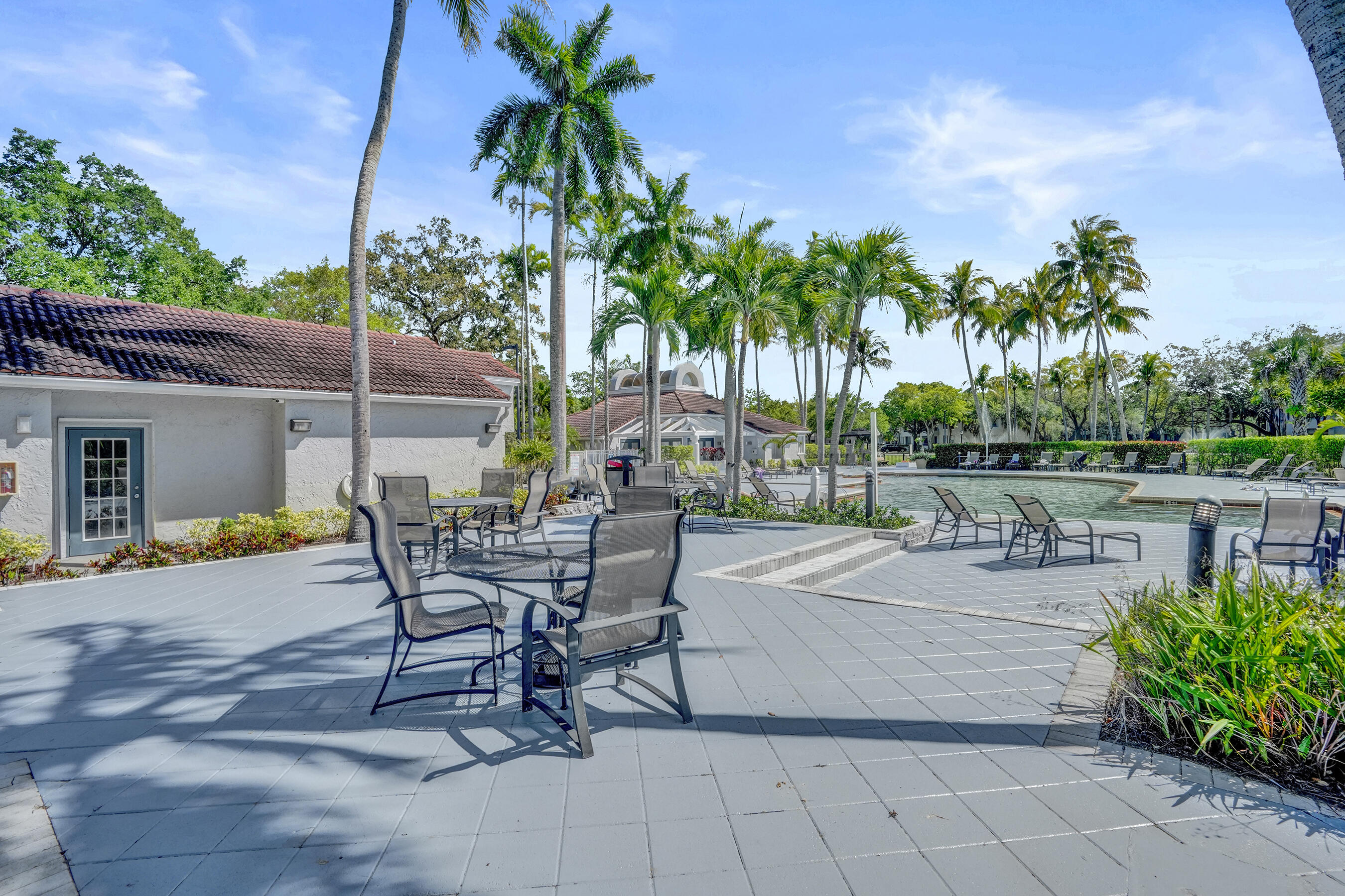 COCO PARC CONDO - Residential