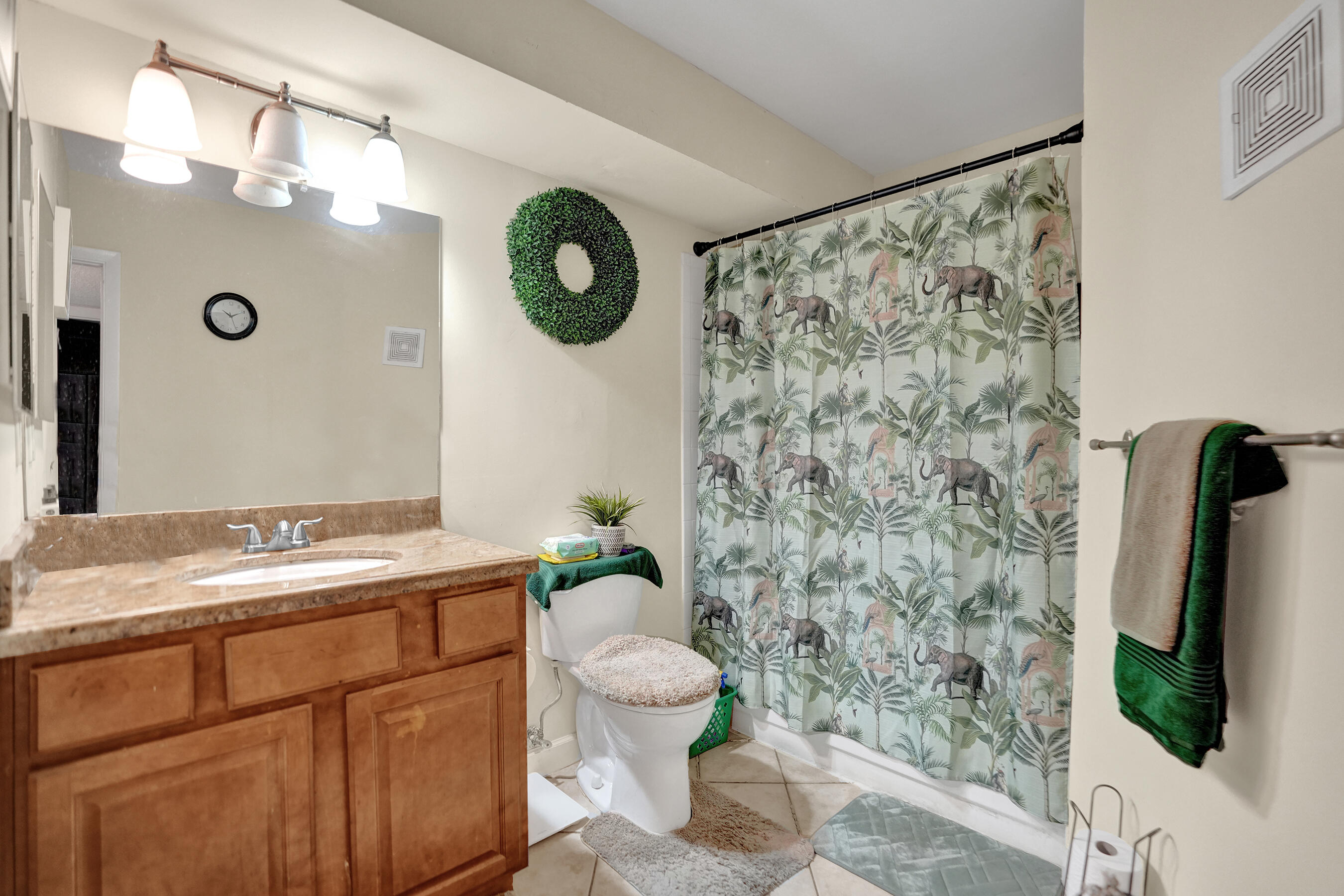 COCO PARC CONDO - Residential