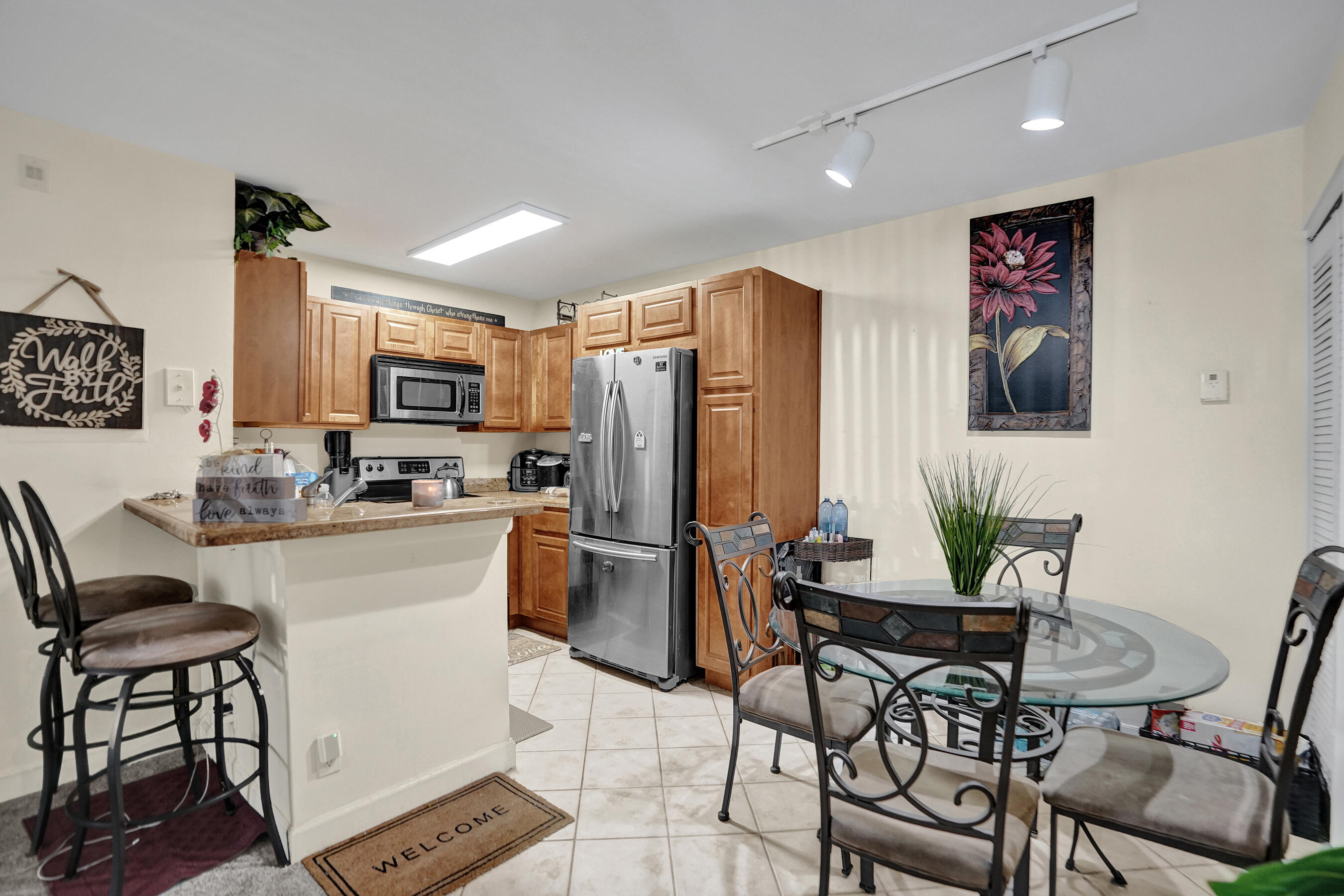 COCO PARC CONDO - Residential